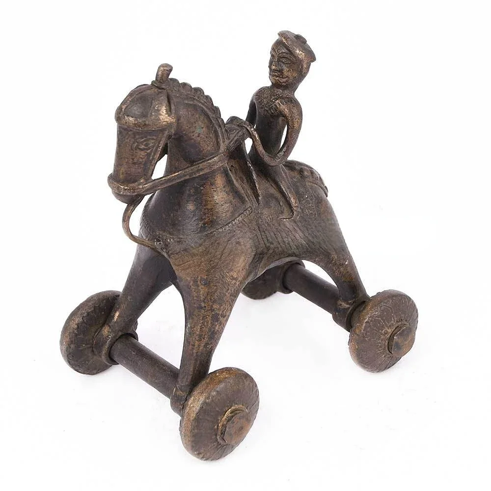 Patung Kuda di Atas Roda dari  - Home Decor On Wheels ulasan dan harga