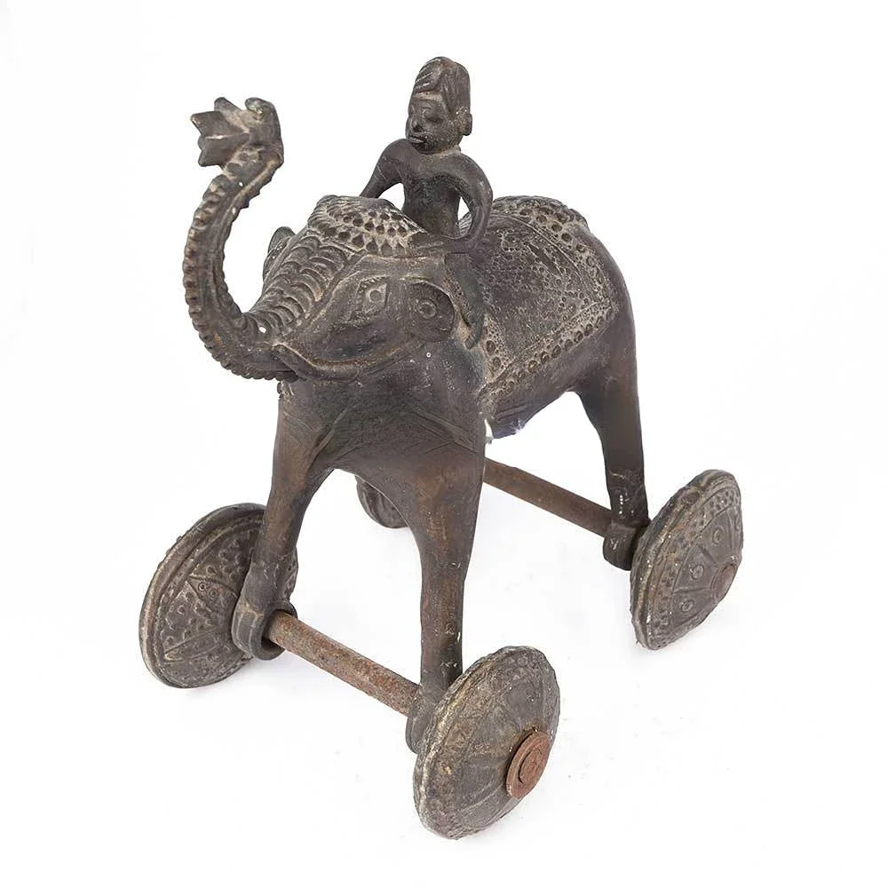 Patung Kuda di Atas Roda dari  - Home Decor On Wheels ulasan dan harga