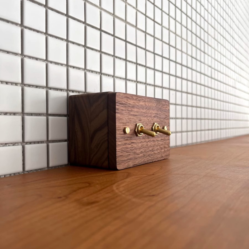 Kotak Sambungan Listrik Terpas - Home Decor Outlet ulasan dan harga